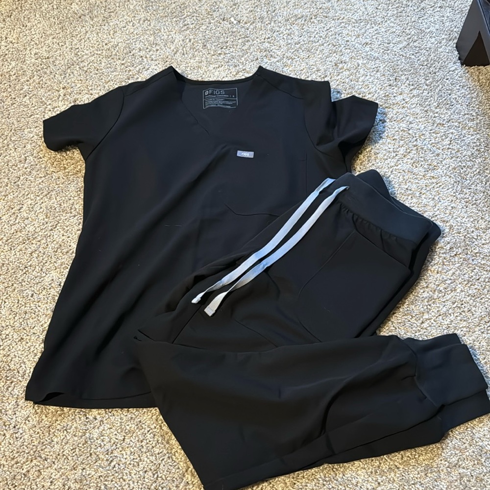 Figs scrubs set